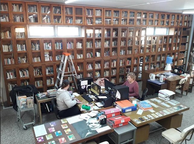 La Biblioteca Popular Manuel Láinez cumplió 100 años de vida.