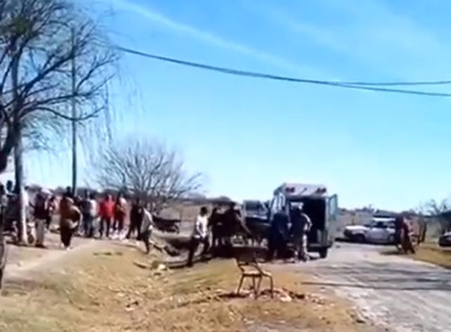 Dos personas murieron tras protagonizar un enfrentamiento a tiros con policías en Alcorta