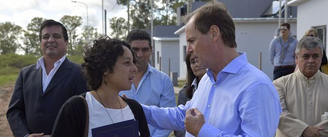 Inauguraron las primeras viviendas  construidas íntegramente con fondos provinciales