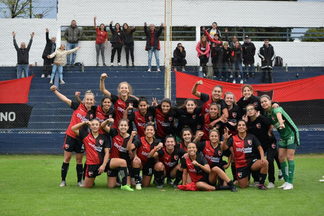Ganó todo lo que jugó. Las leprosas que dirige Mariano Faurlin se impusieron en los diez cotejos que disputaron en primera fase.