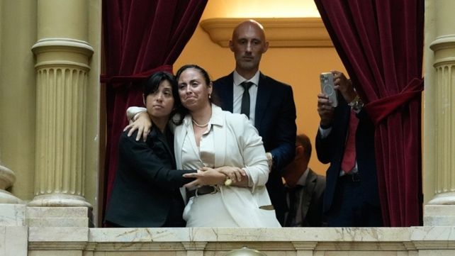 La madre de Jeremías Monzón presenció el debate por la baja de la imputabilidad a 14 años: Será un legado de nuestros hijos