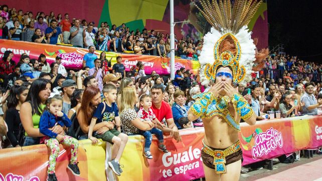 Este sábado comienzan los corsos de Gualeguay. Las comparsas SiSí