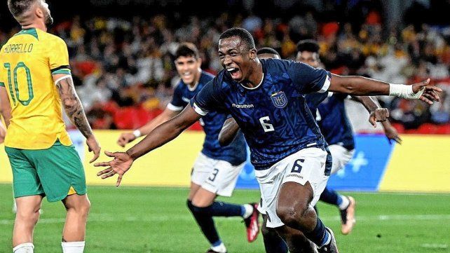Ecuador venció 2-1 a Australia en Melbourne.