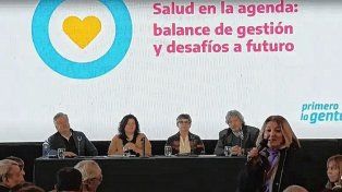 Carla Vizzotti habría intercedido para que, por lo menos, Sylvia Brunoldi pueda ver a su marido internado por Covid