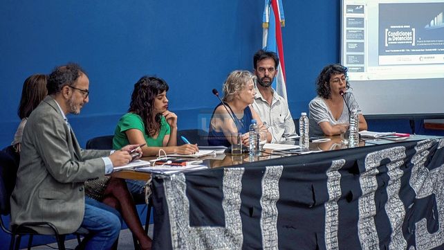 Revelan alarmantes condiciones de detención en comisarías