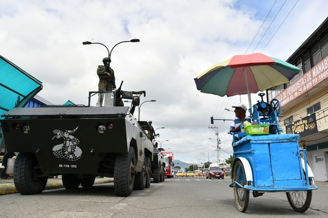 Los carteles mexicanos bañan en sangre a Ecuador pero amenazan más allá