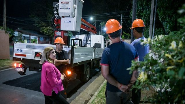La Municipalidad avanza en la modernización del sistema de alumbrado público con el programa 100% LED.&nbsp;