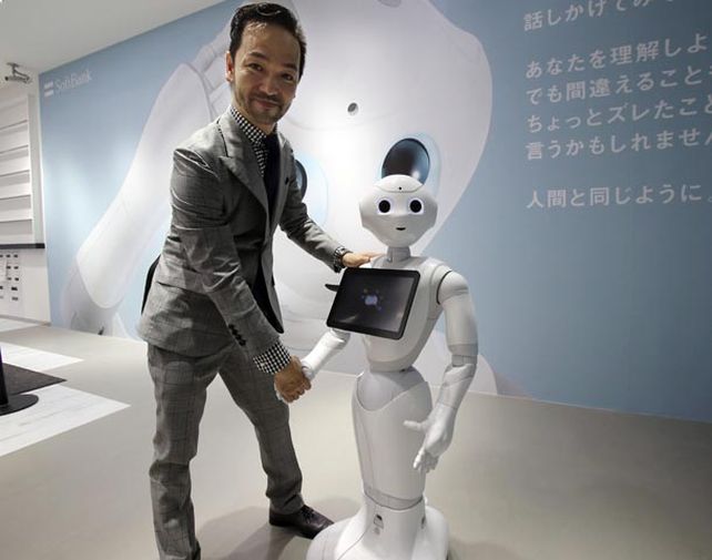La presentación en sociedad de Pepper. Mide 1