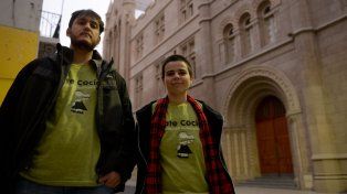 Marco Zilli y Martu Aguirre comparten la presidencia del centro de estudiantes de Humanidades y Artes (UNR) y destacan la construcción independiente.