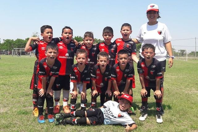Los dirigentes de Colón solucionaron el litigio con la Escuelita de Fútbol