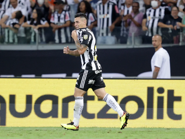 Cristian Pavón anotó su primer gol en Atlético Mineiro