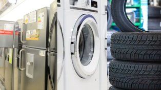 El Gobierno anunció que bajará aranceles a la importación de electrodomésticos, neumáticos e insumos plásticos. Los valores.
