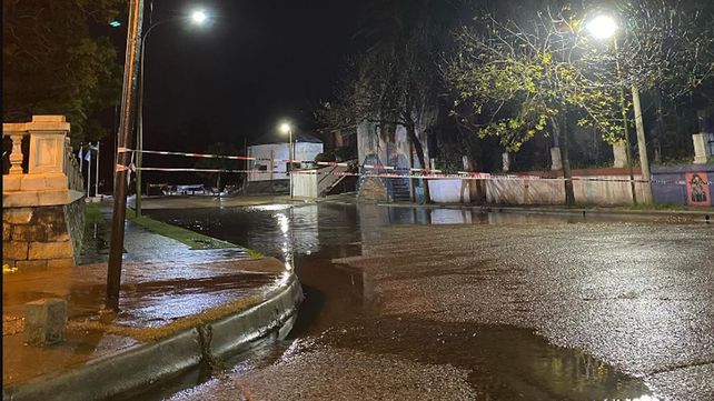 Defensa Civil de Gualeguaychú analiza usar Inteligencia Artificial para emitir alertas tempranas y la crecida que afecta a familias y prestadores turísticos