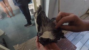 El Ministerio de Salud de la provincia de Santa Fe reportó dos casos de intoxicación por cocaína que habría sido adulterada con levamisol, un antiparásito de uso veterinario. Según informó la cartera sanitaria santafesina, los damnificados manifestaron fiebre alta y lesiones cutáneas a las pocas horas del consumo de la sustancia.