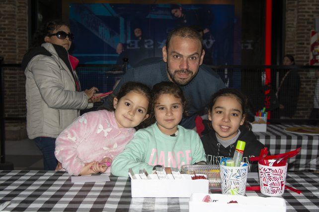 Diego e Irene Correa, Eugenia iglesias y Victoria Correa.
