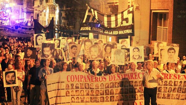 No queremos volver al pasado, fue el mensaje que partió desde Paraná contra la reforma militar que impulsa el Gobierno