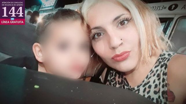 Mató a una mujer a puñaladas frente a su hijo de cuatro años