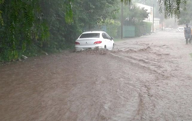 La imagen es de ayer cerca de las 18 en Villa Allende