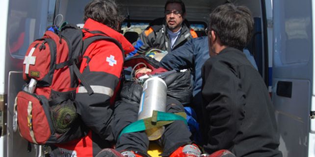 Rescataron a tres chicos que fueron atrapados por una avalancha en Bariloche