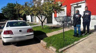 El auto en el que se desplazaba, tenía un pedido de secuestro por robo desde abril de 2023.