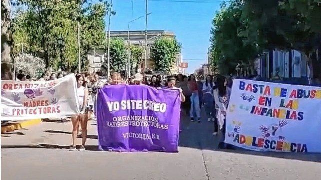 Victoria se movilizó por la muerte dudosa de una joven