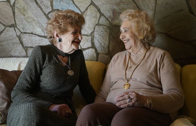 Mema y Ramona:&nbsp; “Te das cuenta cuando viene uno de afuera porque no te saluda”