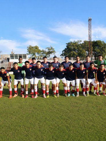 Atlético Paraná ganó en los penales y es finalista de la Copa Túnel Subfluvial