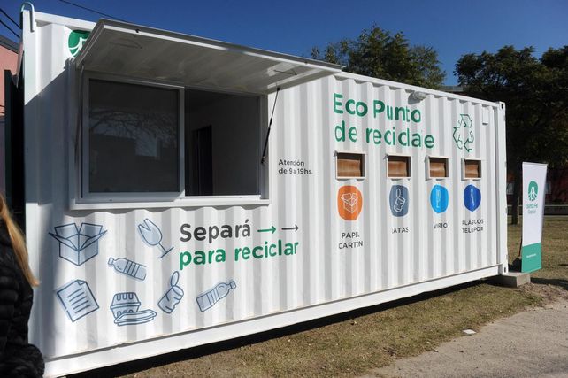 CCU y la Municipalidad refuerzan su plan de acción por una ciudad más limpia CCU y la Municipalidad refuerzan su plan de acción por una ciudad más limpia