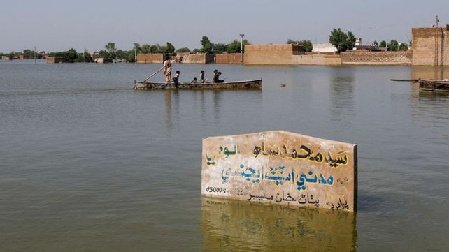 Pakistán: ascienden a 1.290 los muertos por las inundaciones
