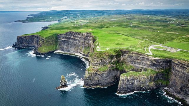 Gigantes. Impactante vista de los acantilados de Moher