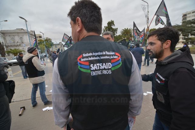 Trabajadores de televisión se movilizaron por un 42% de aumento