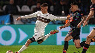 Platense superó como local a Belgrano por 1-0.