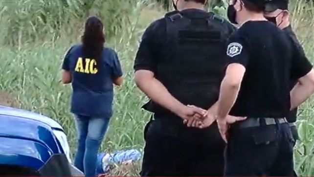 Encontraron un hombre asesinado a balazos en el límite entre Rosario y Pérez