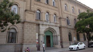 El colegio Inmaculada cambió una tradición histórica y ya recibe alumnas mujeres.