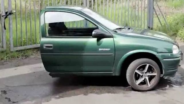 VIDEO: el hombre despechado que dividió los bienes tras separarse de su pareja