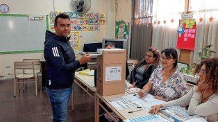 Andrés Laumann destacó la importancia del voto y celebró la jornada electoral en Entre Ríos.