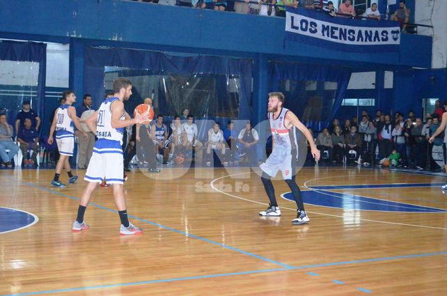 GyE A y Rivadavia A abren la serie final en el Húngaro Crespi