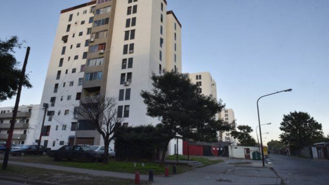 Asesinan a balazos a una mujer en su casa del Parque del Mercado