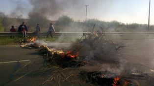 Vecinos de Santa Rosa de Lima cortan la circunvalación oeste