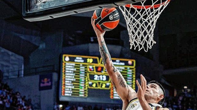 Real Madrid se apoderó del Clásico con Gabriel Deck figura para ser líder en Euroliga.