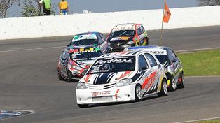El autódromo de la ciudad de Paraná abrirá el calendario del Car Show Santafesino en marzo próximo.