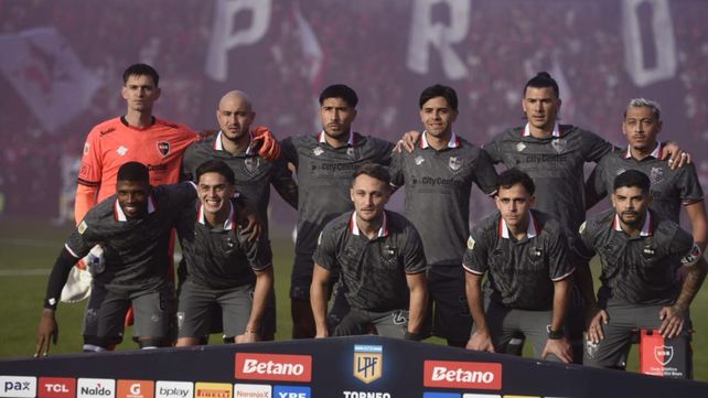 Los once de Newells que enfrentaron a Banfield en el Coloso.