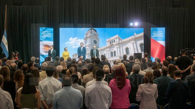 Después de la Asamblea Legislativa hubo algunas expresiones en tono de campaña.