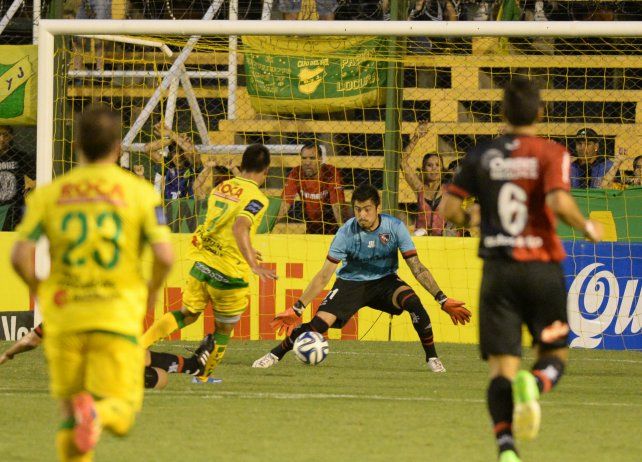 Lucas Hoyos atajó solamente 128 en la primera de Newells. La última vez fue en 2014 ante Defensa y Justicia.