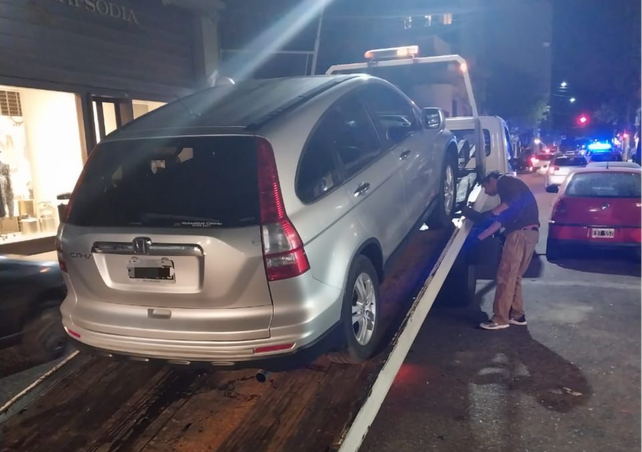 Alcoholemia positiva en Córdoba entre Paraguay y Corrientes. Auto al Corralón. 
