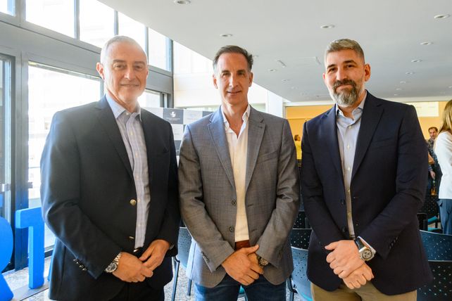 Dante Del Elce, Raúl Gatti y Andrés Romagnoli.  