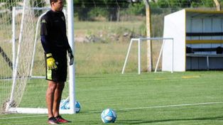 El interés de Temperley es concreto por Joaquín Papaleo