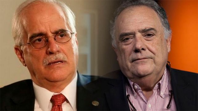 Escándalo: el presidente echó a Ginés González García por vacunar a amigos del poder