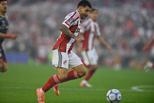 Ángel Correa titular en River.