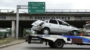 Un hombre murió al caer con su auto desde un puente de la Circunvalación de Rosario